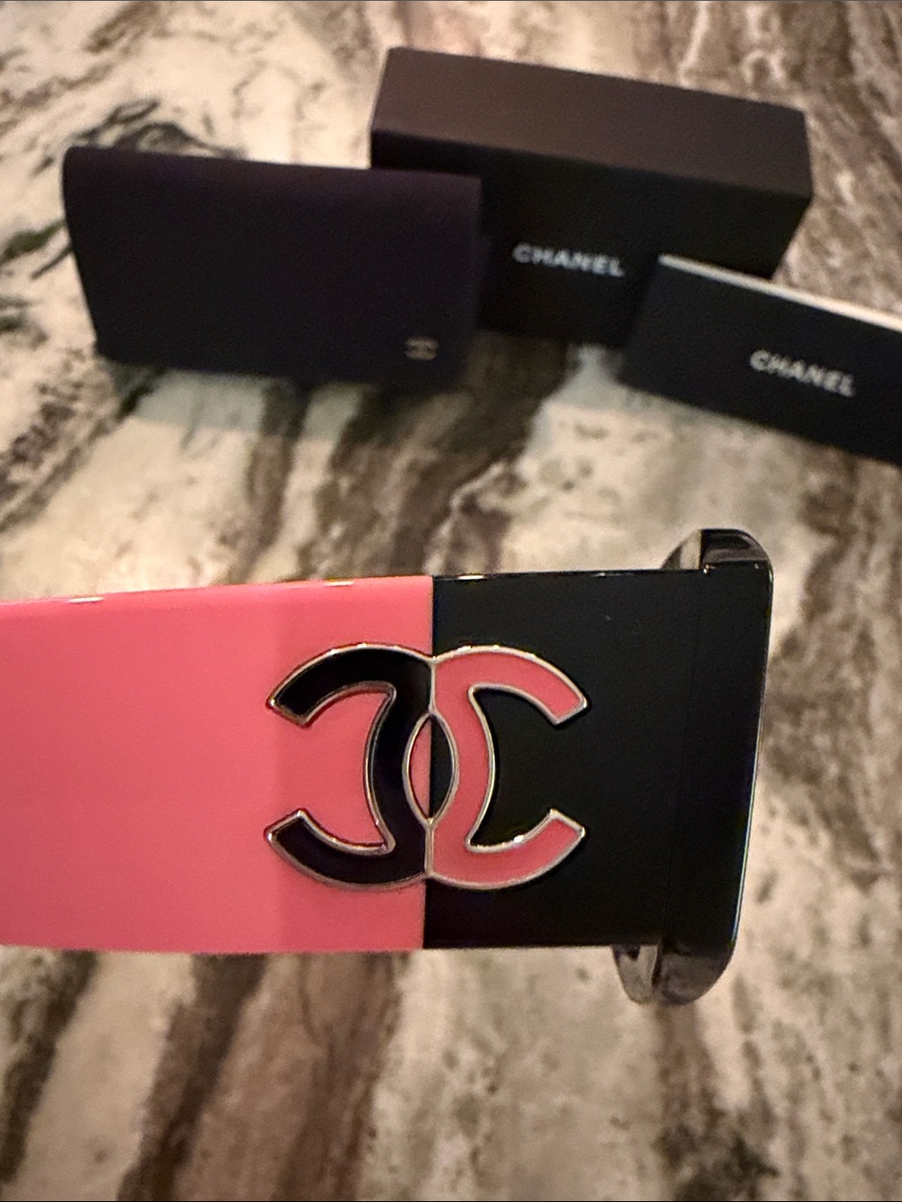 CHANEL Black Frame Sunglasses with Pink Temples and Dark Lenses - Picture 5 of 6